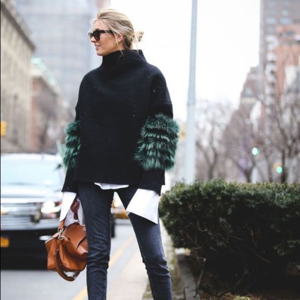 Saks Potts Billie fur sleeve turtleneck jumper